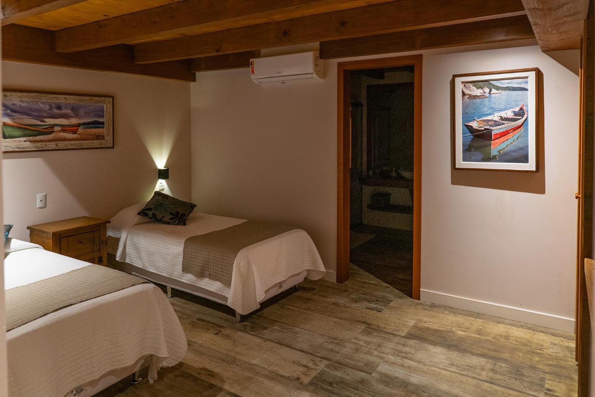 Hotel Atalaia Do Mariscal Bombinhas Room photo